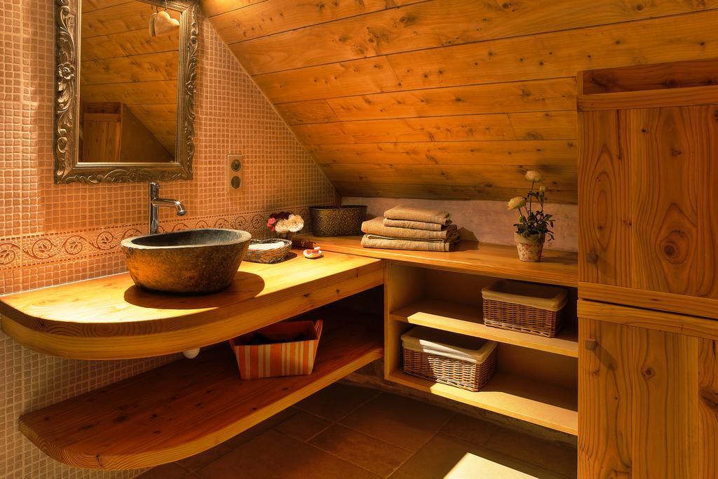 Bed And Breakfast La Fontaine Blanche Melgven Екстер'єр фото