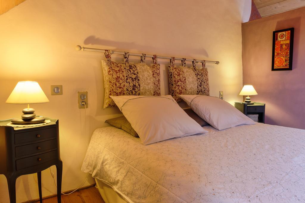 Bed And Breakfast La Fontaine Blanche Melgven Екстер'єр фото